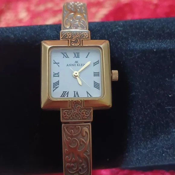 Vintage Anne Klein Watch - Picture 1 of 6